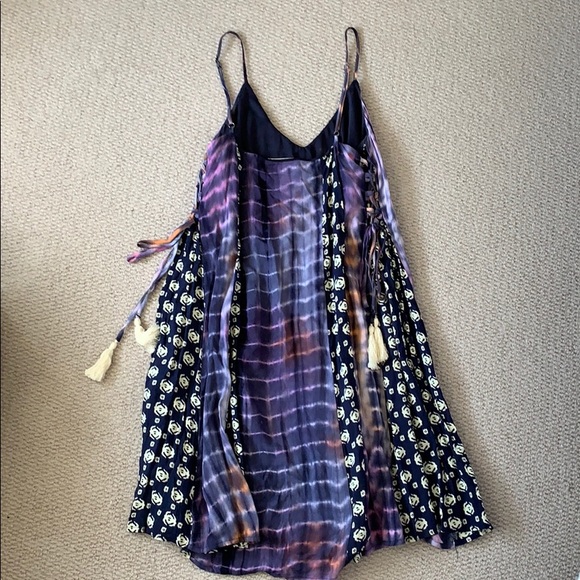 Sundress with mixed patterns! NEVER WORN - Picture 2 of 6